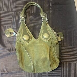 Leather army green purse . Francesco Biasia 1977. A beauty !